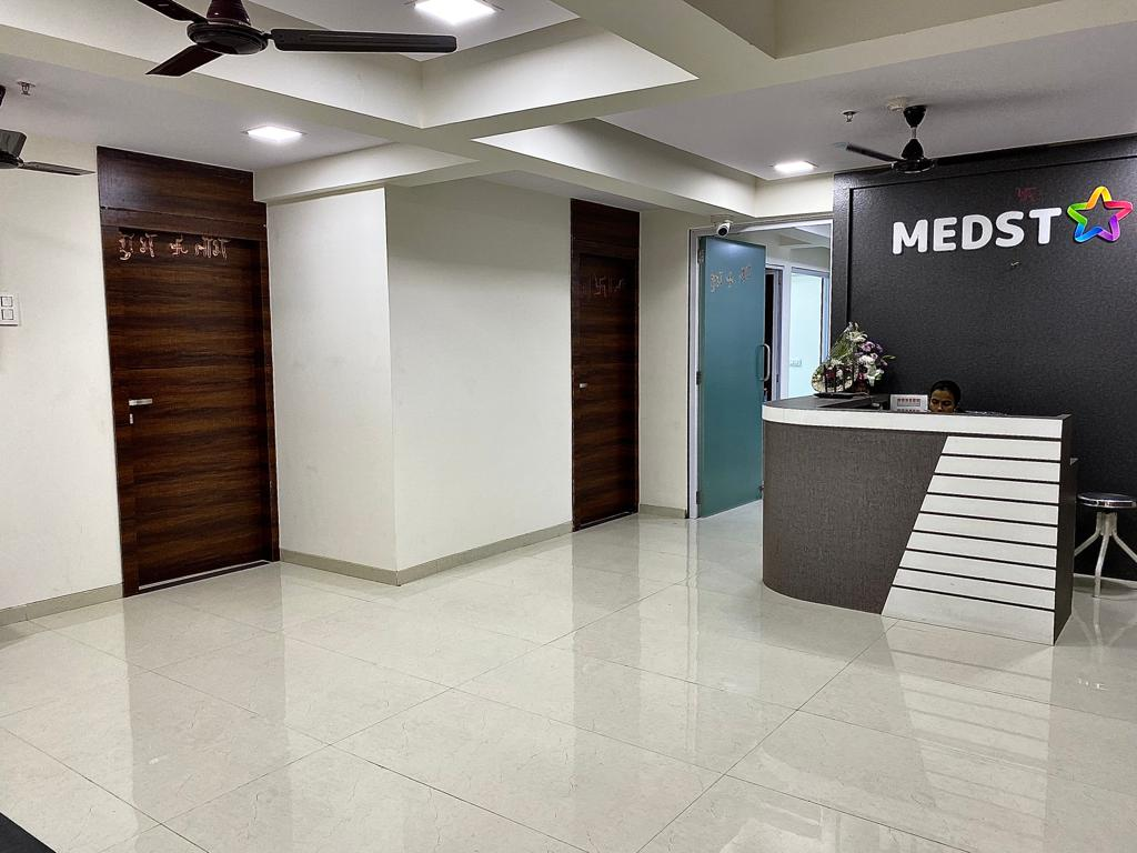 Reception gallery